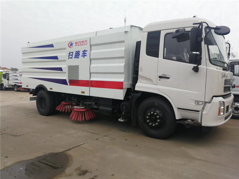 東風天錦KS版洗掃車清洗效率高效果好，性價比極高