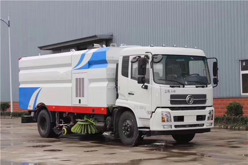 東風(fēng)多利卡8噸無塵洗掃車可實(shí)現(xiàn)樹葉、大體輕飄垃圾的破碎與收集