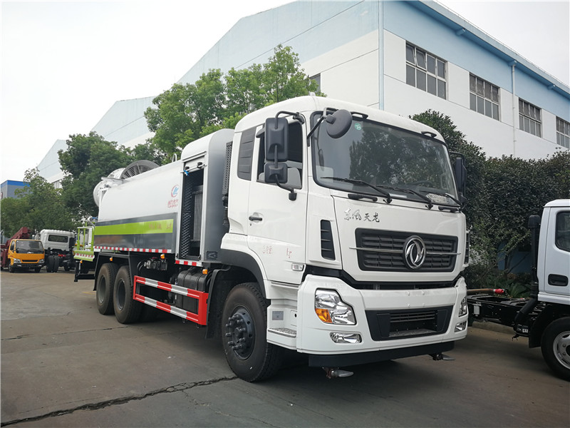 東風天錦抑塵車射程可達28米，調直沖狀、大雨、中雨、毛毛雨