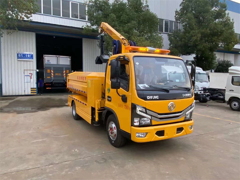 抓斗式清淤車(chē)全方位展示圖，城市工況企業(yè)清理窨井沉淀物的理想設(shè)備